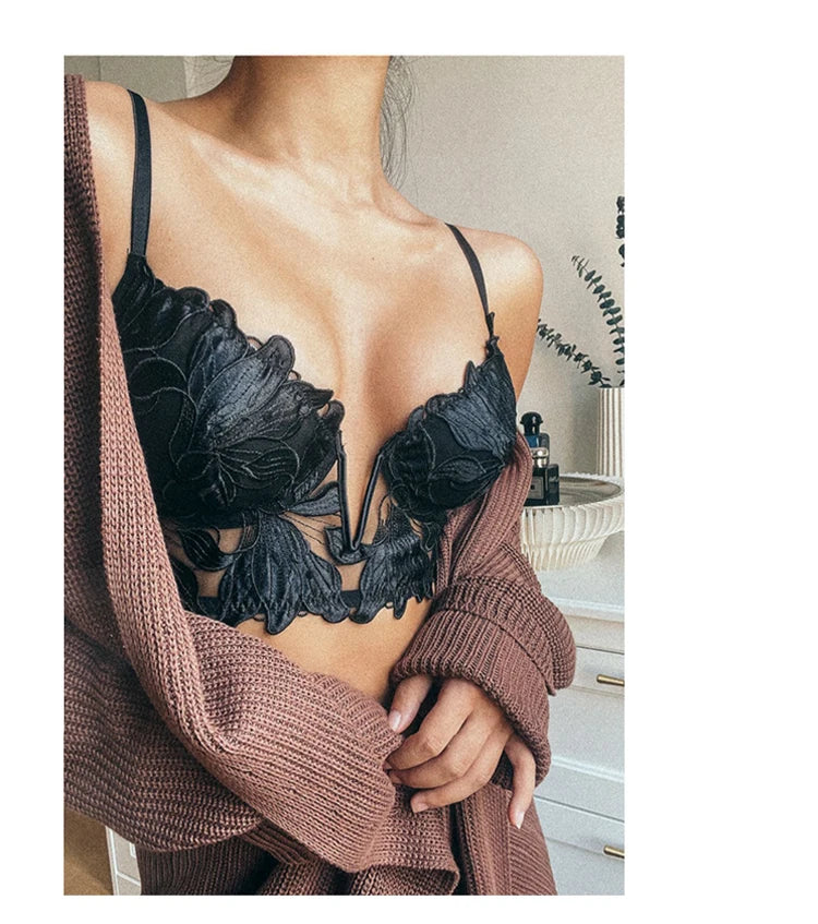 New Sexy Ultra-Thin Bra Set Lace Embroidery Lingerie Suit Women's Push Up Brassiere and G-String Fashion Female Underwear Set